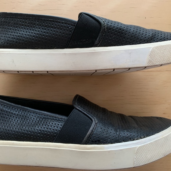 Vince - Women’s Perforated Leather Blair Sneaker (black - size 6) - Picture 3 of 7